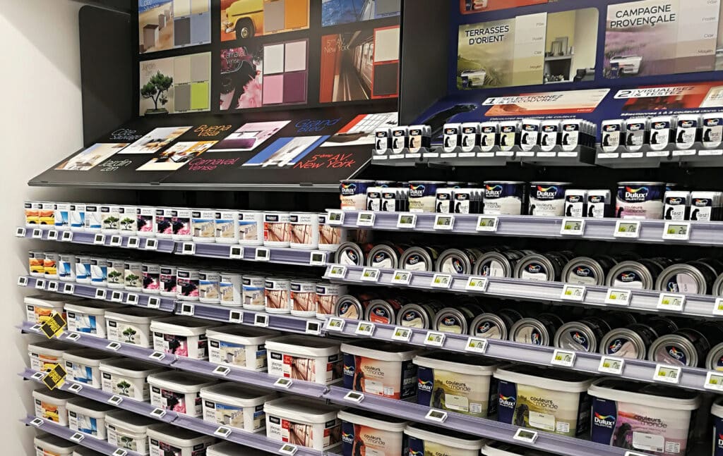 Délotage et mise en rayon de marchandises|